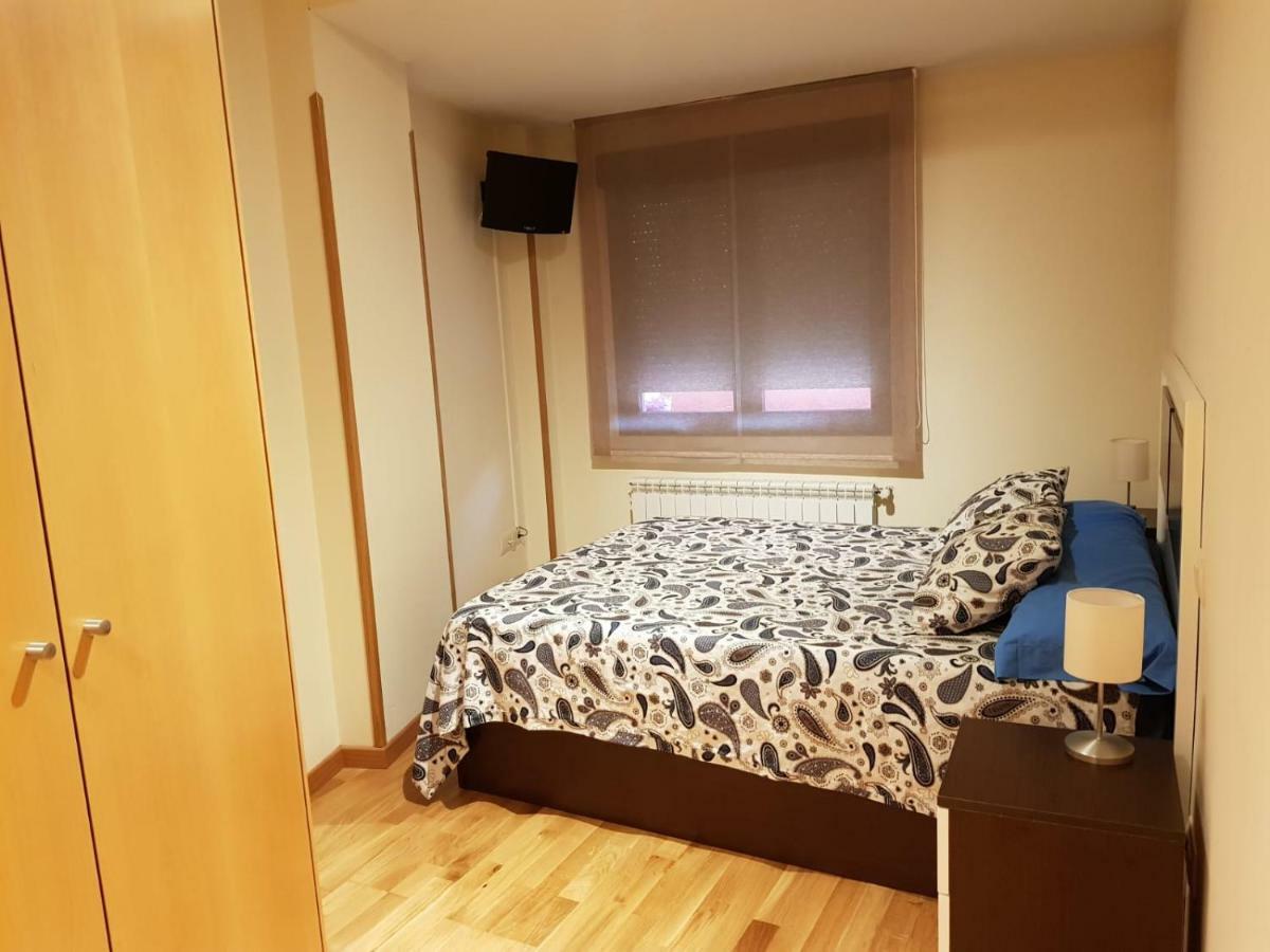 Apartamento Las Navas Las Navas Del Marques Ngoại thất bức ảnh