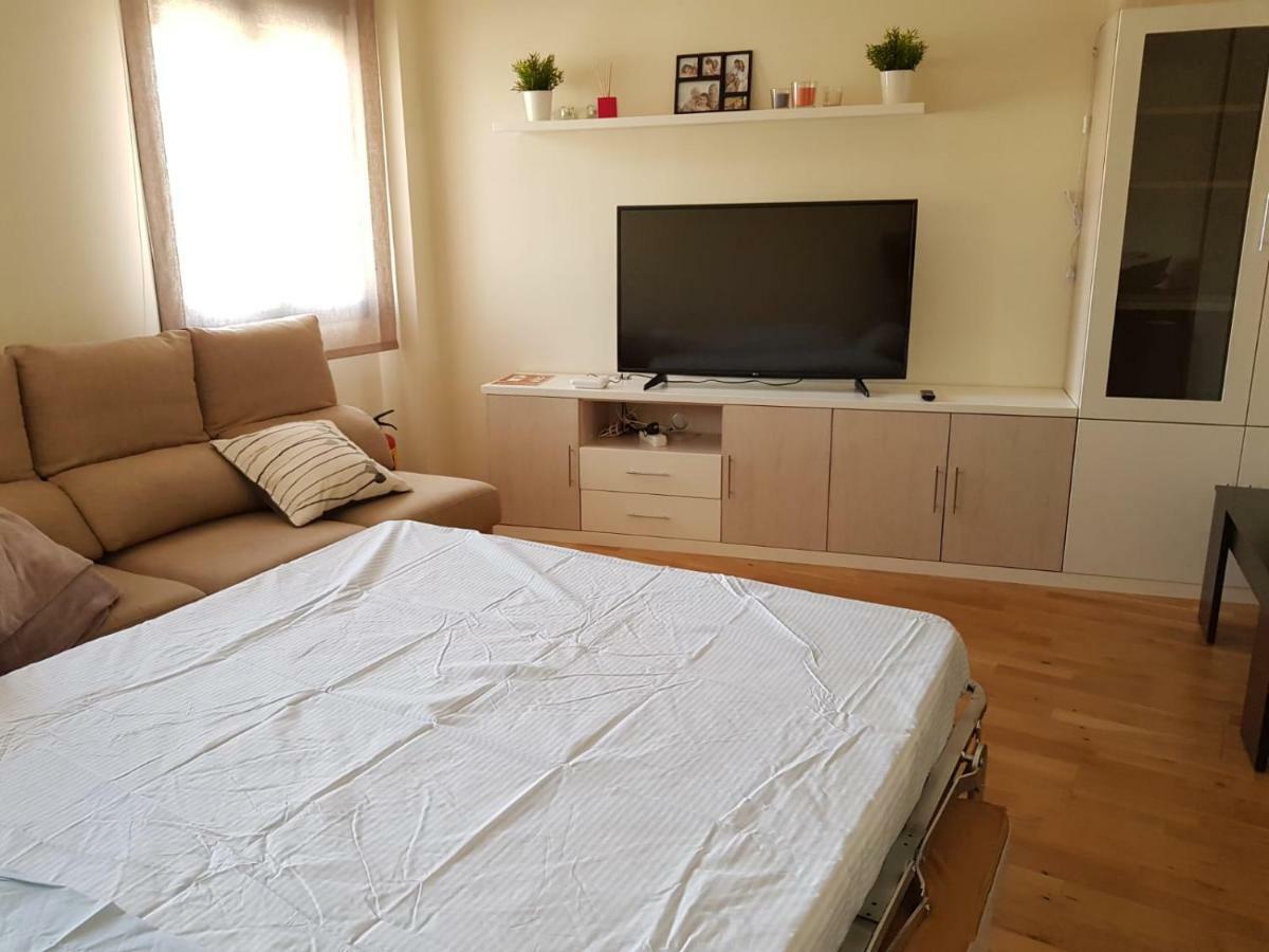 Apartamento Las Navas Las Navas Del Marques Ngoại thất bức ảnh