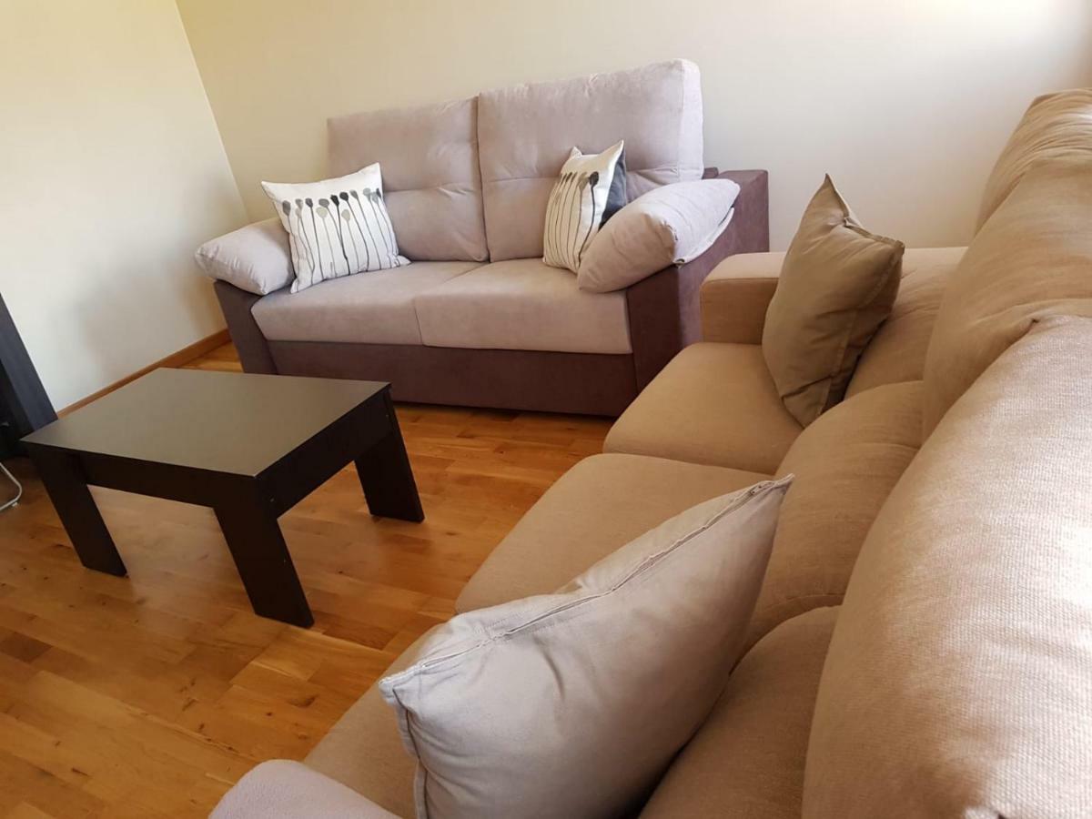 Apartamento Las Navas Las Navas Del Marques Ngoại thất bức ảnh
