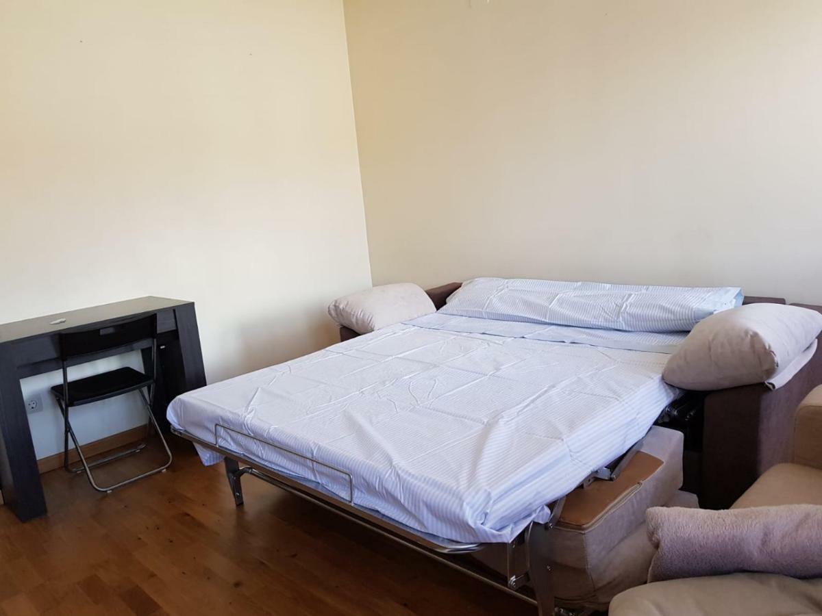 Apartamento Las Navas Las Navas Del Marques Ngoại thất bức ảnh