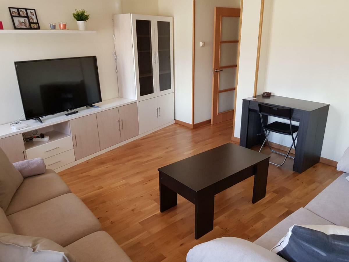 Apartamento Las Navas Las Navas Del Marques Ngoại thất bức ảnh