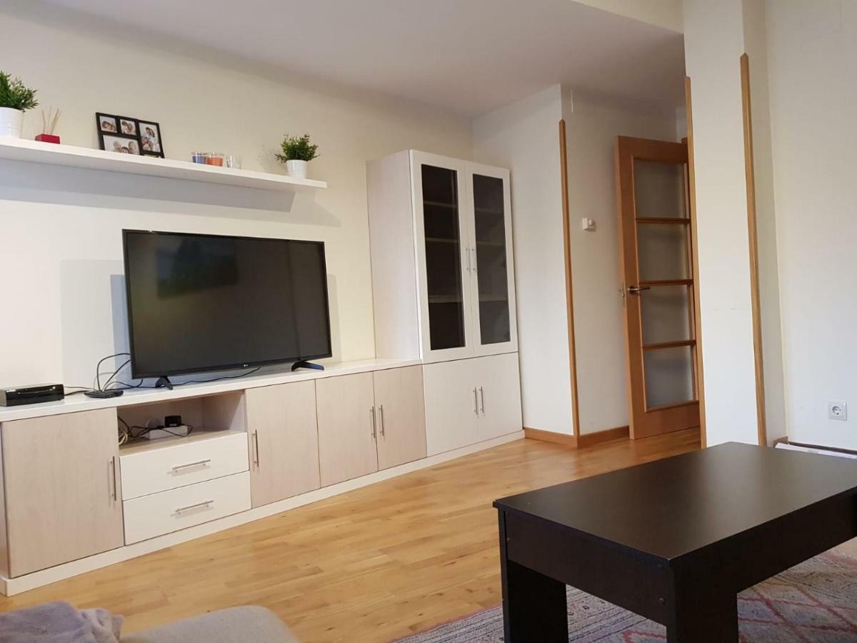 Apartamento Las Navas Las Navas Del Marques Ngoại thất bức ảnh